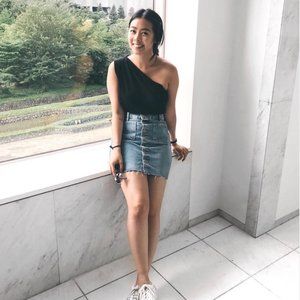 Zara denim button-up mini skirt